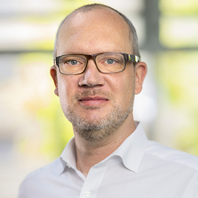 PatrickBauer_FotoJQuast_020_WEB Portrait von Patrick Bauer